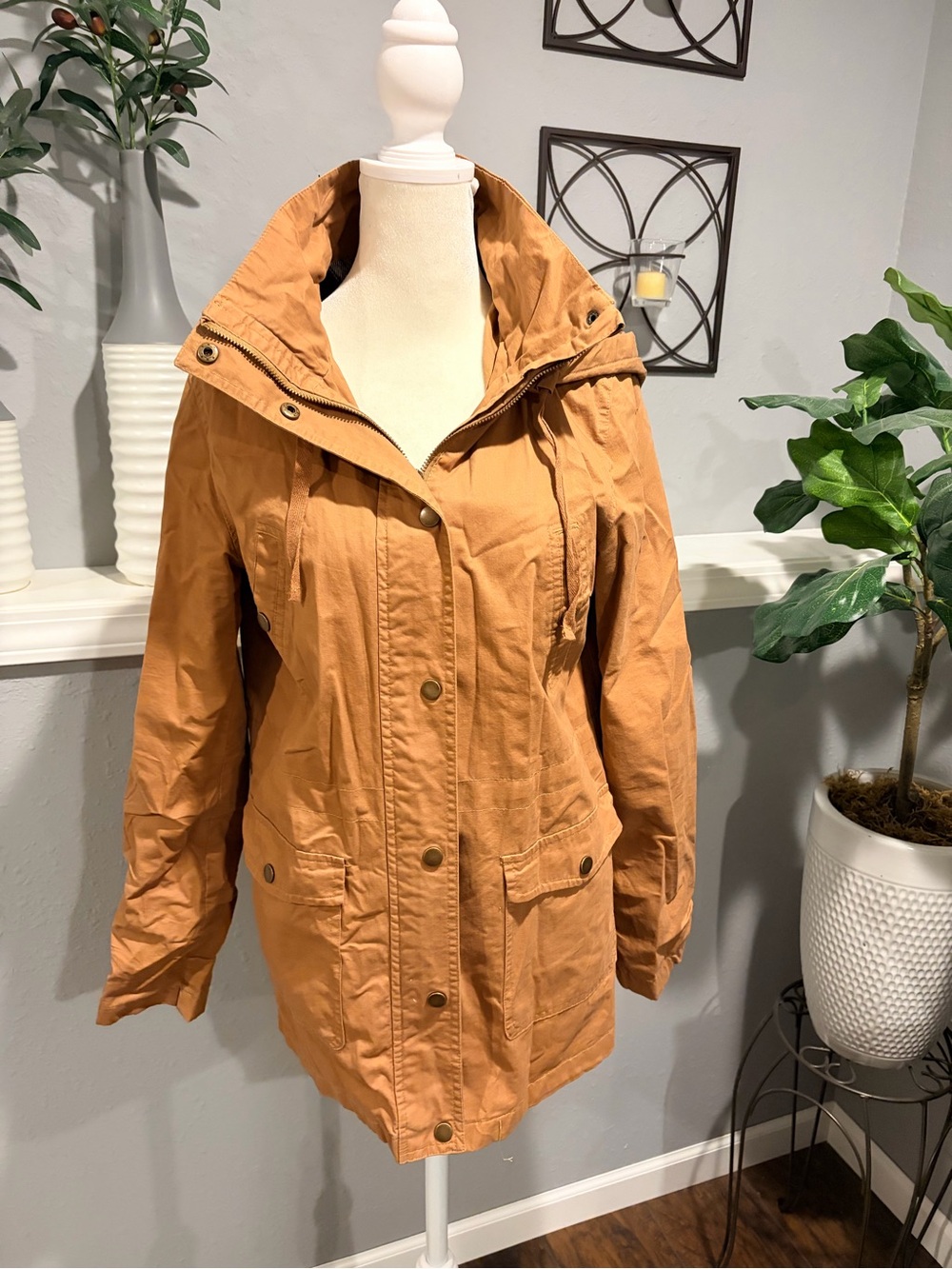 Love Tree Women's Hooded Utility Jacket in Rust Brown
